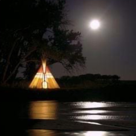 Meet your Posher, Tiffany - Picture 9 of 16